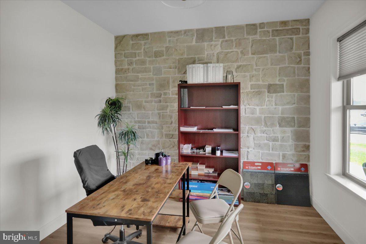 2000 Rolling Meadow Road Lebanon, PA 17046 - Photo 6 of 66 a living room with furniture and a window