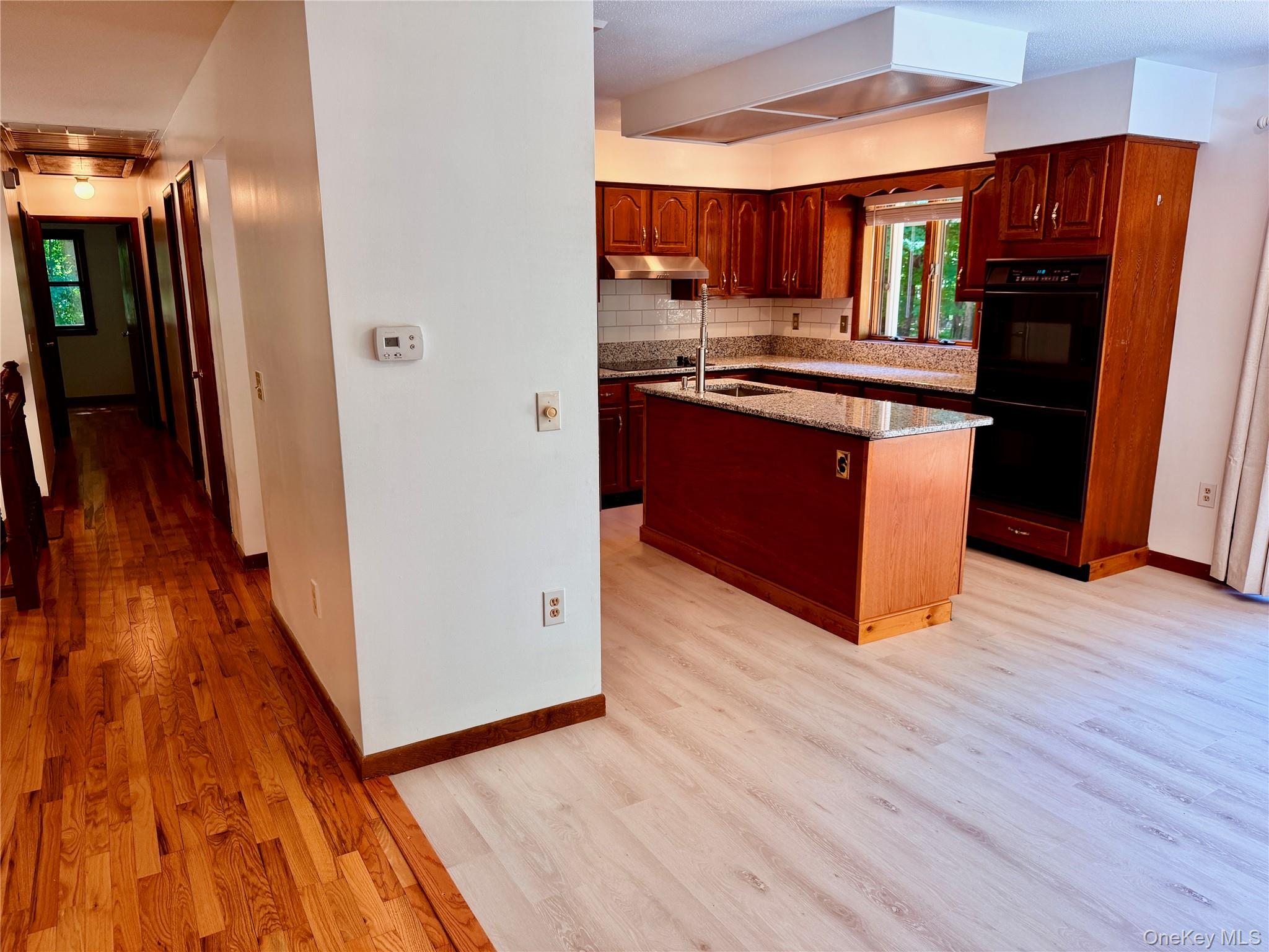 126 Carter Road Pleasant Valley, NY 12569 - Photo 12 of 32 Gallery Image 12
