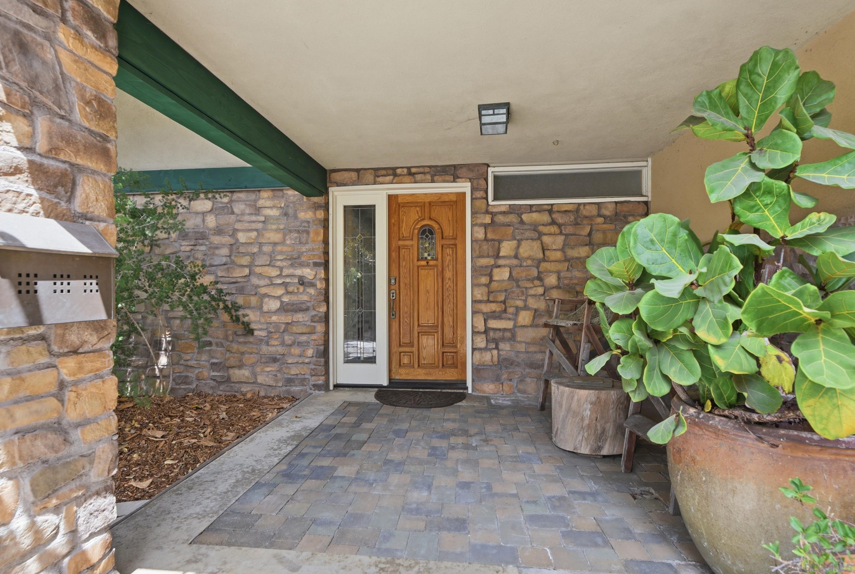 2275 Cameo Road Carlsbad, CA 92008 - Photo 2 of 60