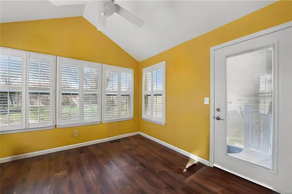 $455,000 | 910 Ridgepointe Pl Circle, Unit 96, Lake St. Louis, MO 63367