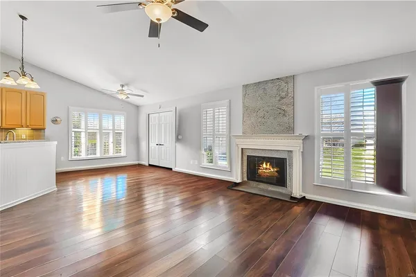 $455,000 | 910 Ridgepointe Pl Circle, Unit 96, Lake St. Louis, MO 63367