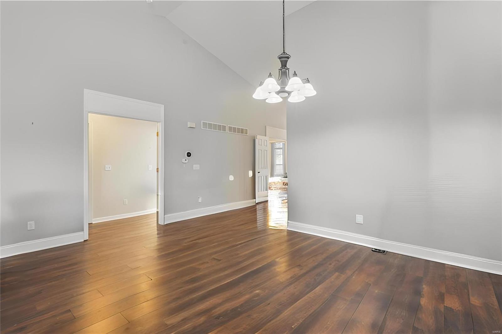 910 Ridgepointe Pl Circle, Unit 96 Lake St. Louis, MO 63367 - Photo 8 of 34