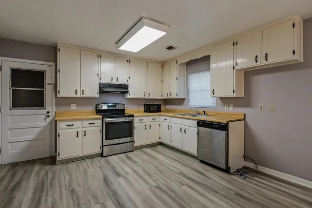 $267,900 | 405 Mercury Drive, Tallahassee, FL 32301