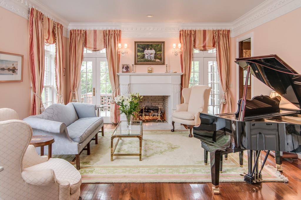 1308 Page Road Nashville, TN 37205 - Photo 4 of 22 Gallery Image 4