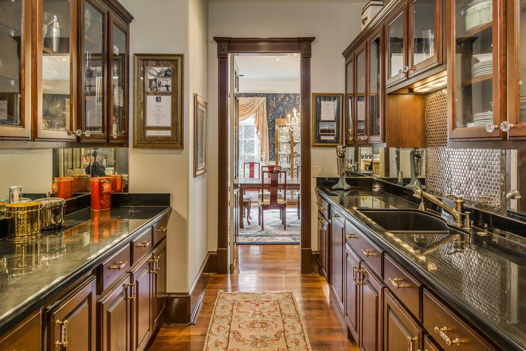 1308 Page Road Nashville, TN 37205 - Photo 10 of 22 Gallery Image 10