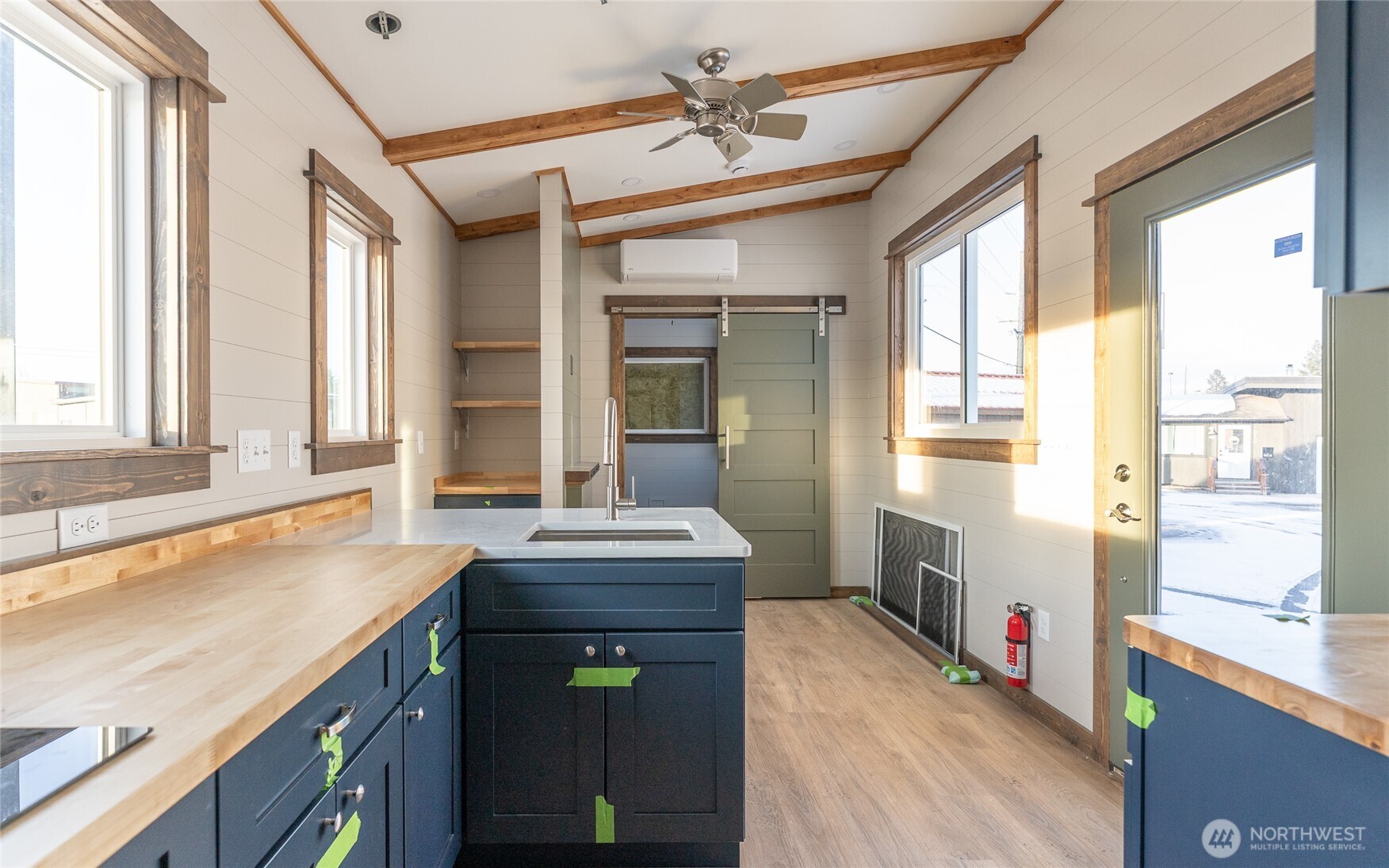 261131 Highway 101, Unit 2 Sequim, WA 98382 - Photo 20 of 28