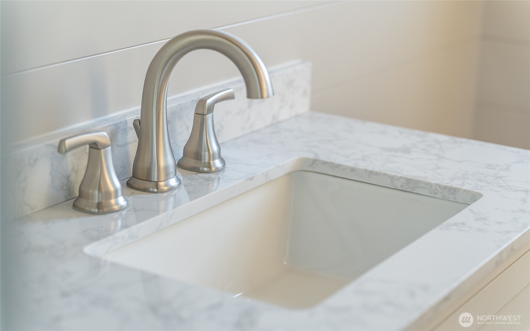 261131 Highway 101, Unit 2 Sequim, WA 98382 - Photo 3 of 28