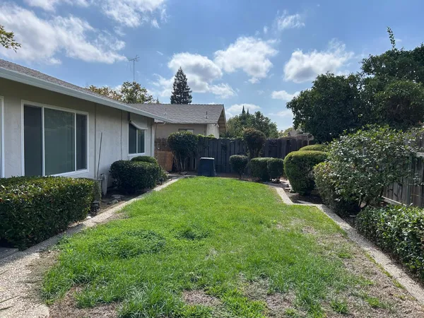 $495,000 | 3705 Kona Oak Drive, Modesto, CA 95355