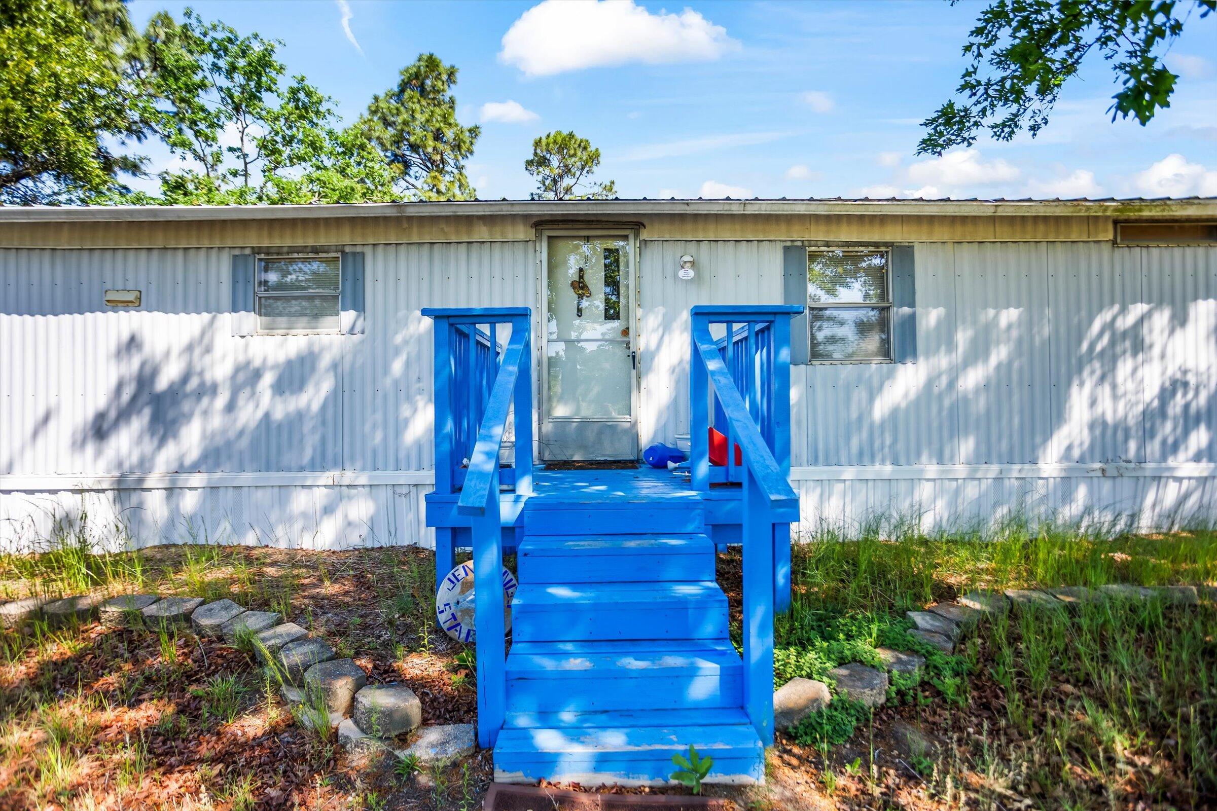 289 Beck Road Williston, SC 29853 - Photo 4 of 28