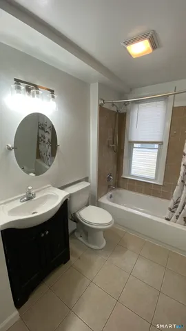 $1,500 | 82 James Street, Unit 2, Torrington, CT 06790