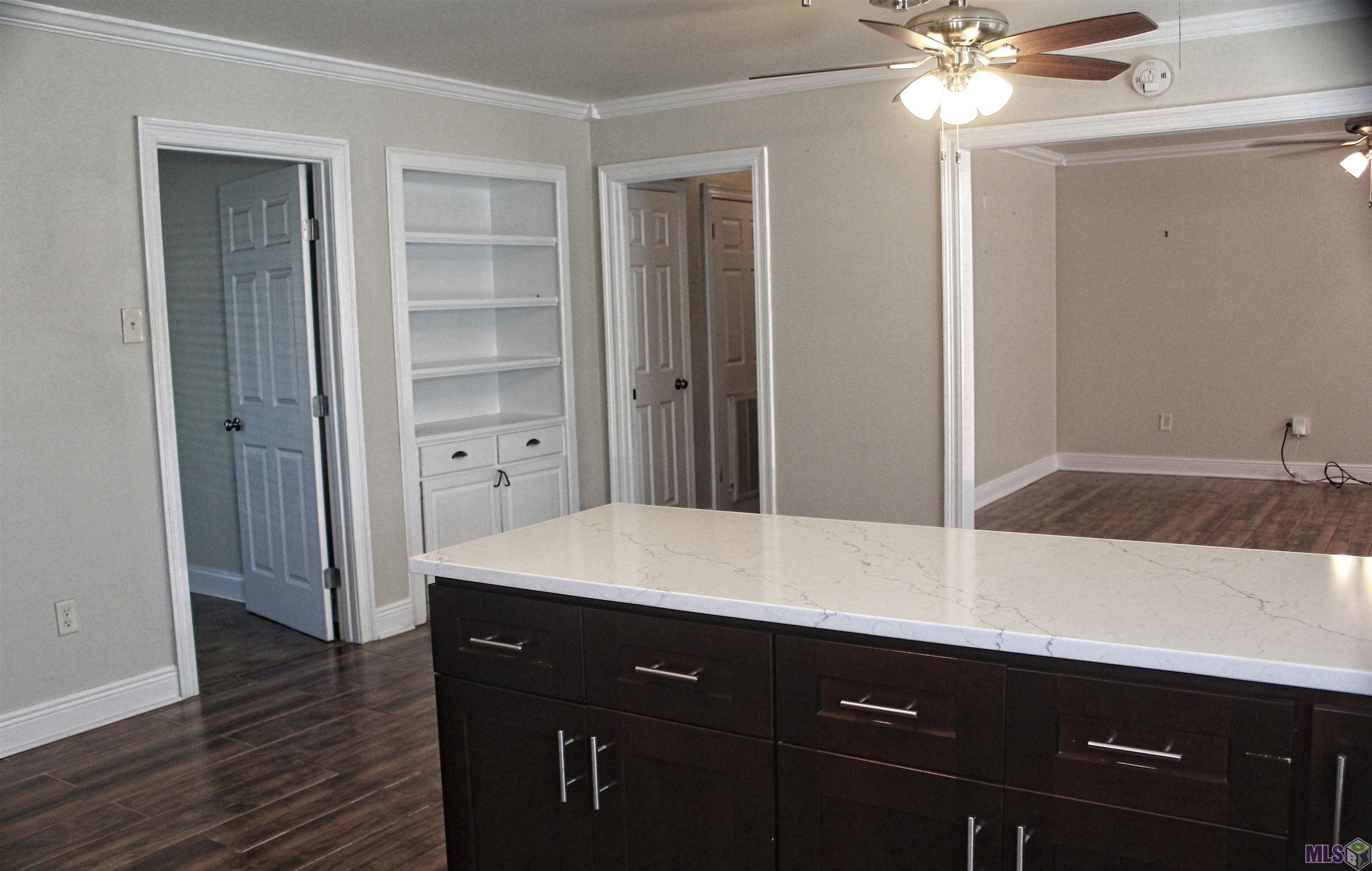 317 Oak Street Denham Springs, LA 70726 - Photo 11 of 37 Bar Area