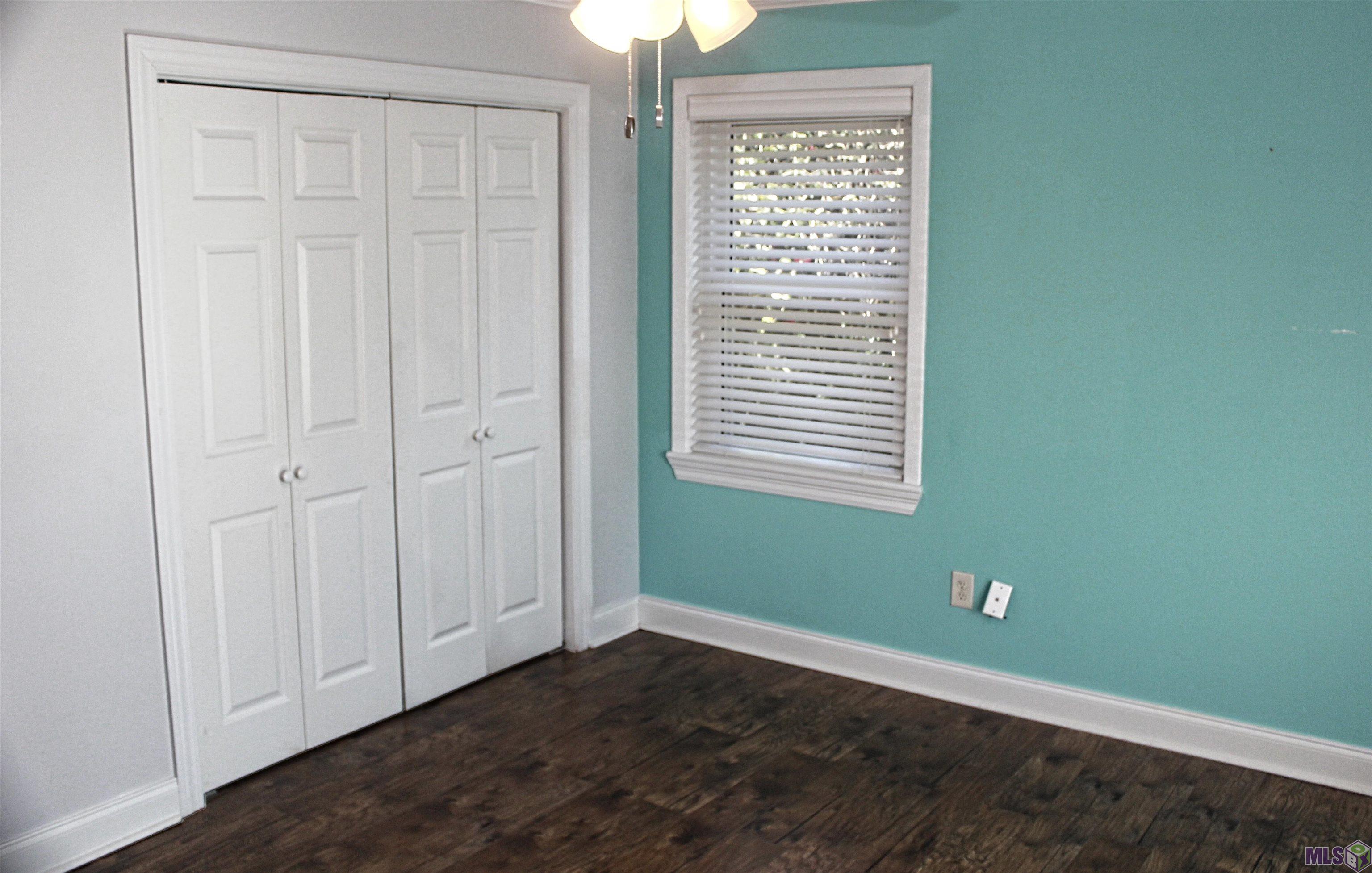 317 Oak Street Denham Springs, LA 70726 - Photo 15 of 37 Bedroom 3