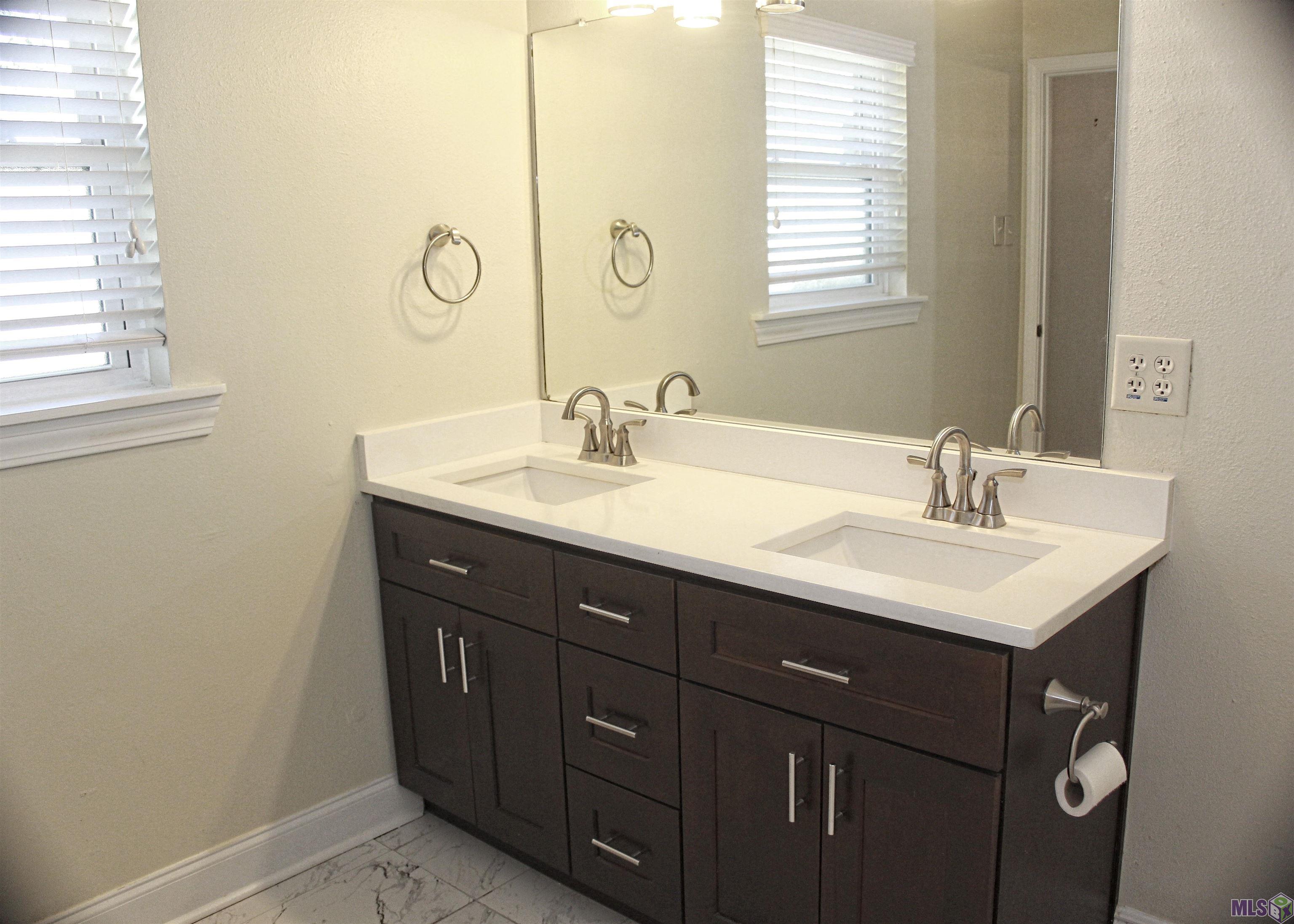 317 Oak Street Denham Springs, LA 70726 - Photo 25 of 37 Master Bath