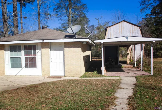 $299,500 | 317 Oak Street, Denham Springs, LA 70726