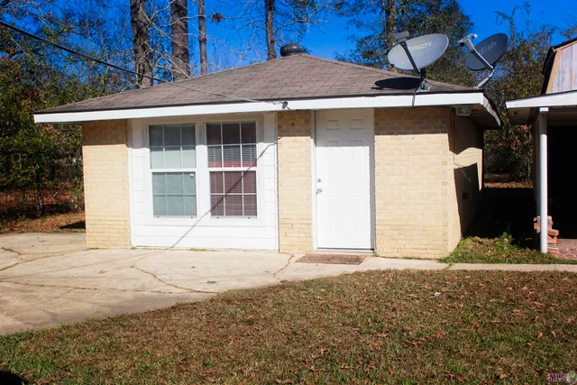 $299,500 | 317 Oak Street, Denham Springs, LA 70726