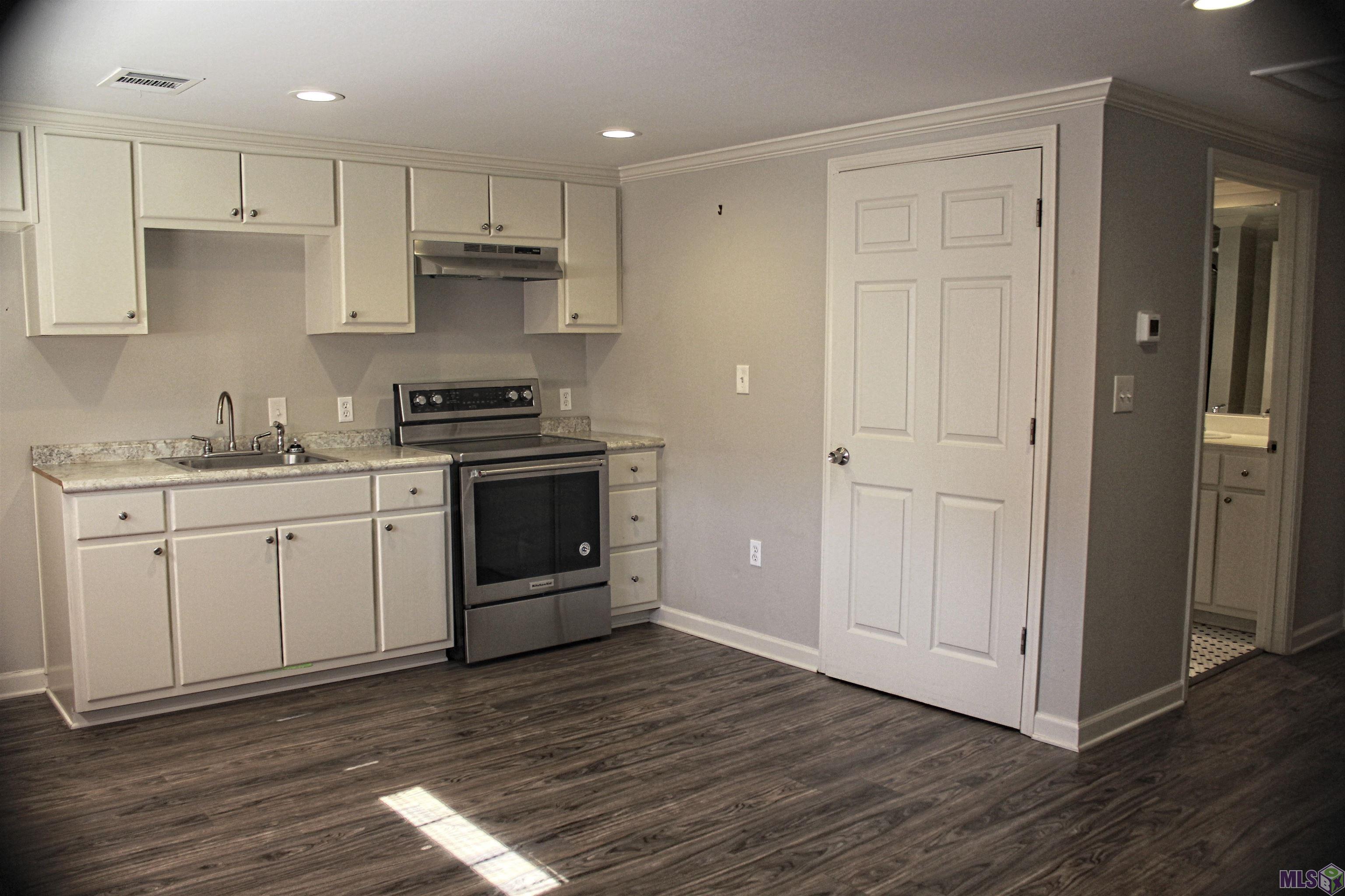 317 Oak Street Denham Springs, LA 70726 - Photo 29 of 37 Living/Kitchen MIL