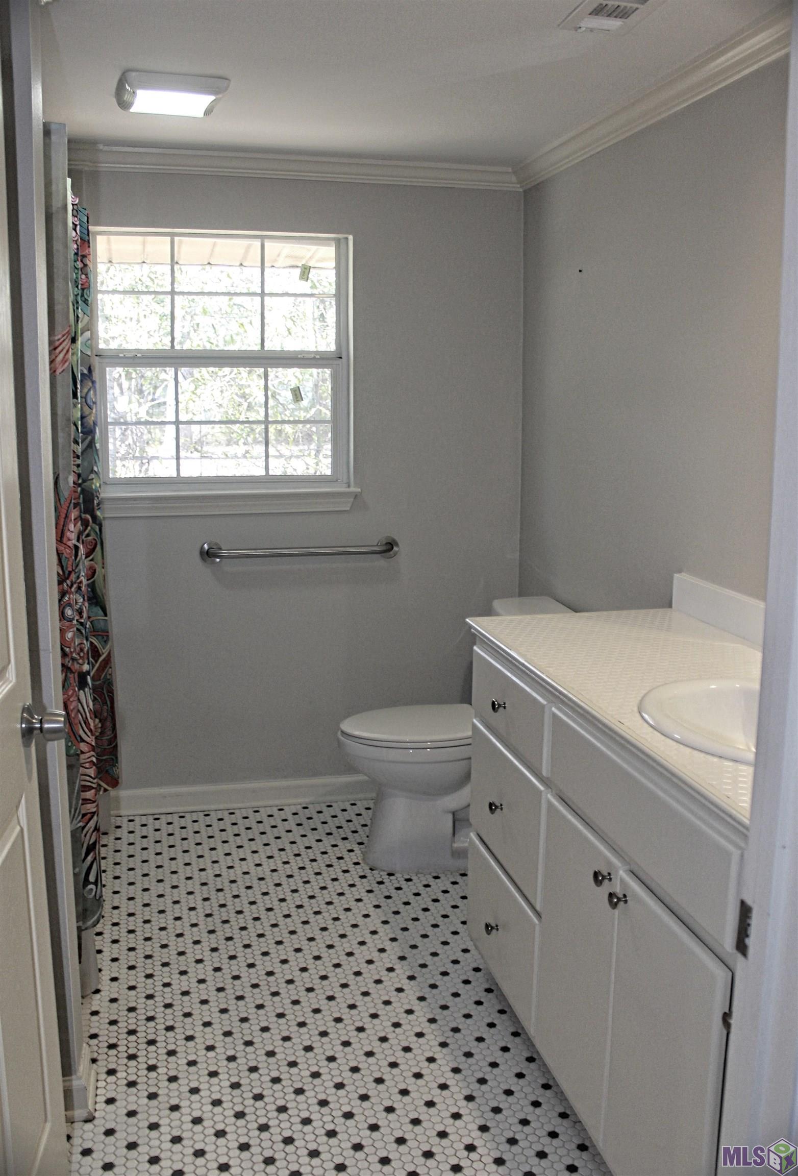 317 Oak Street Denham Springs, LA 70726 - Photo 31 of 37