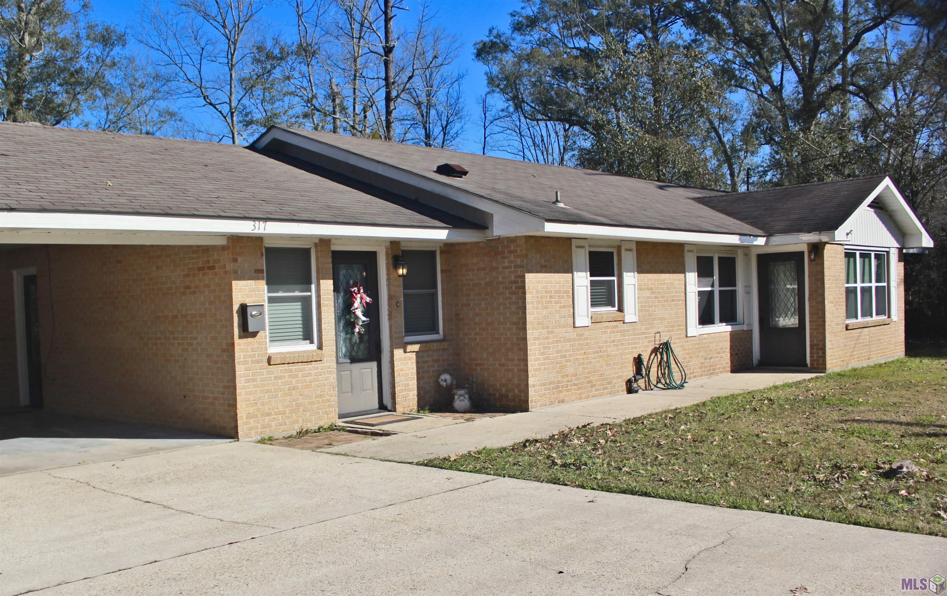 317 Oak Street Denham Springs, LA 70726 - Photo 4 of 37