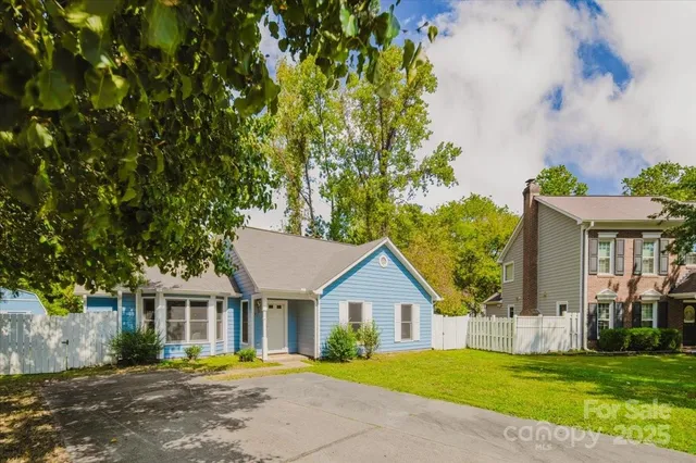 $350,000 | 4205 Hounds Run Drive, Matthews, NC 28105