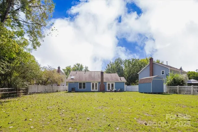 $350,000 | 4205 Hounds Run Drive, Matthews, NC 28105