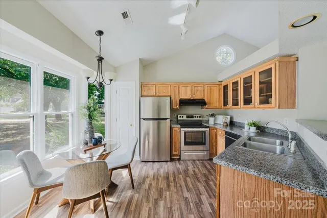 $350,000 | 4205 Hounds Run Drive, Matthews, NC 28105