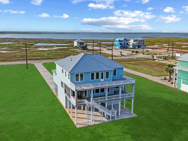 $3,100,000 | 5026 Bluewater Highway, Freeport, TX 77541