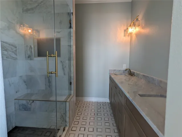 a view of a entrance door of the house