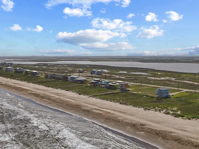 $3,100,000 | 5026 Bluewater Highway, Freeport, TX 77541