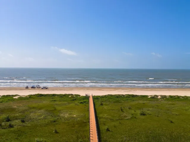 $3,100,000 | 5026 Bluewater Highway, Freeport, TX 77541