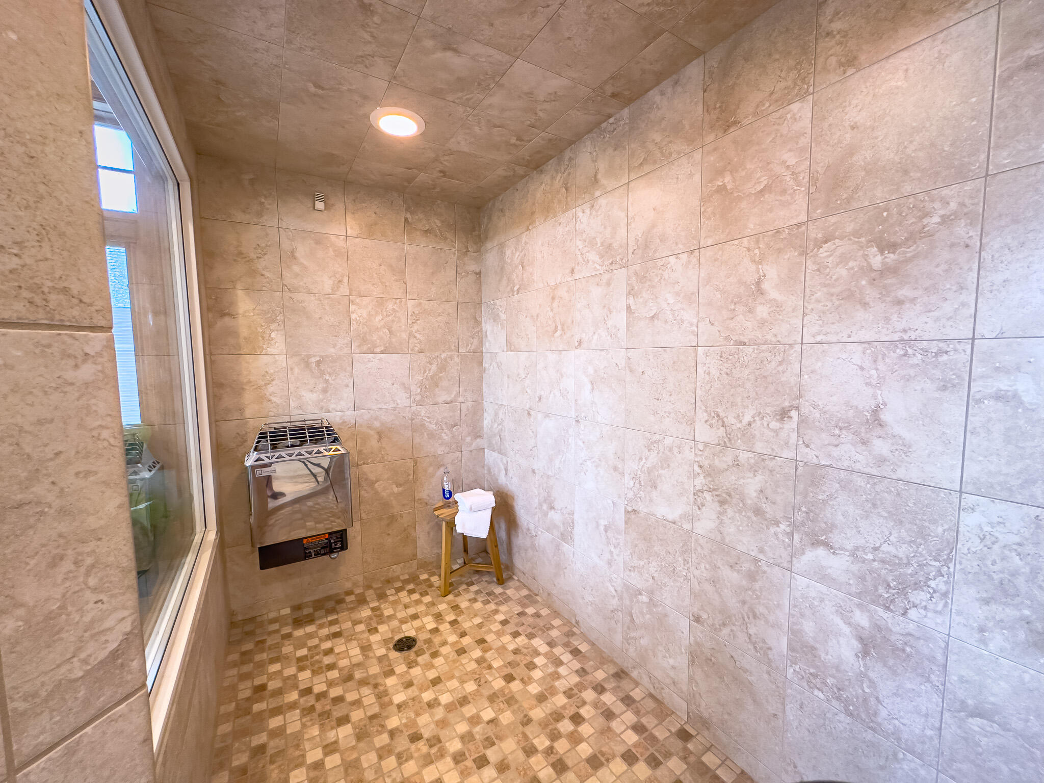 11604 North Granville Road Mequon, WI 53097 - Photo 37 of 49 Sauna