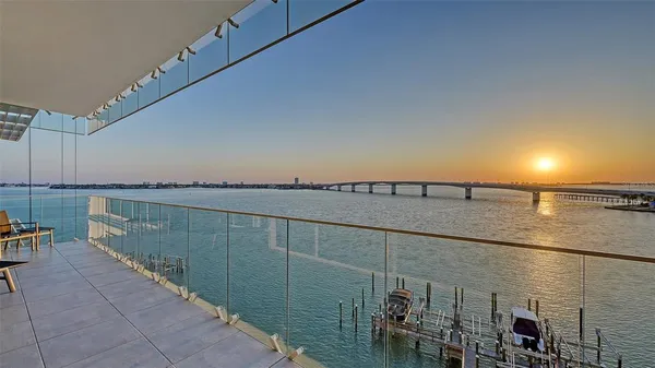 $5,600,000 | 280 Golden Gate Point, Unit 600, Sarasota, FL 34236