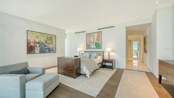 $5,600,000 | 280 Golden Gate Point, Unit 600, Sarasota, FL 34236