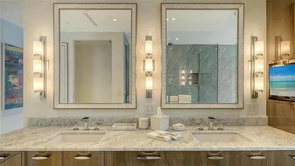 $5,600,000 | 280 Golden Gate Point, Unit 600, Sarasota, FL 34236