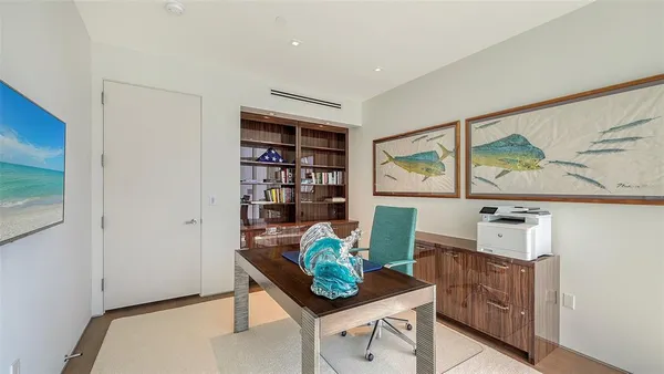$5,600,000 | 280 Golden Gate Point, Unit 600, Sarasota, FL 34236