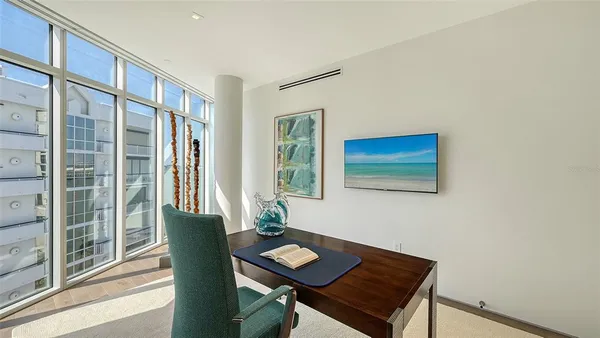 $5,600,000 | 280 Golden Gate Point, Unit 600, Sarasota, FL 34236