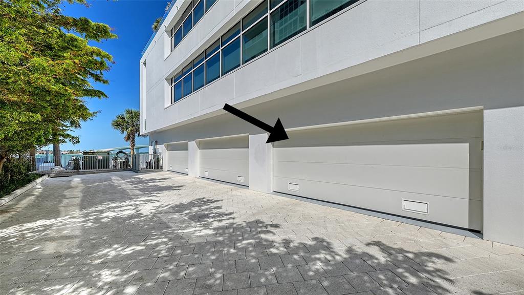 280 Golden Gate Point, Unit 600 Sarasota, FL 34236 - Photo 45 of 62