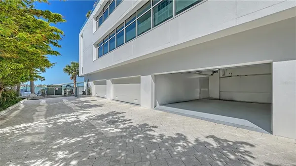 $5,600,000 | 280 Golden Gate Point, Unit 600, Sarasota, FL 34236