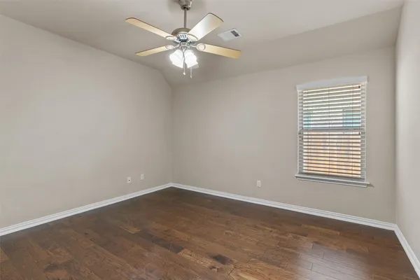 $2,300 | 7901 Arbor Knoll Court, Lago Vista, TX 78645