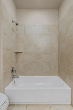 $2,300 | 7901 Arbor Knoll Court, Lago Vista, TX 78645