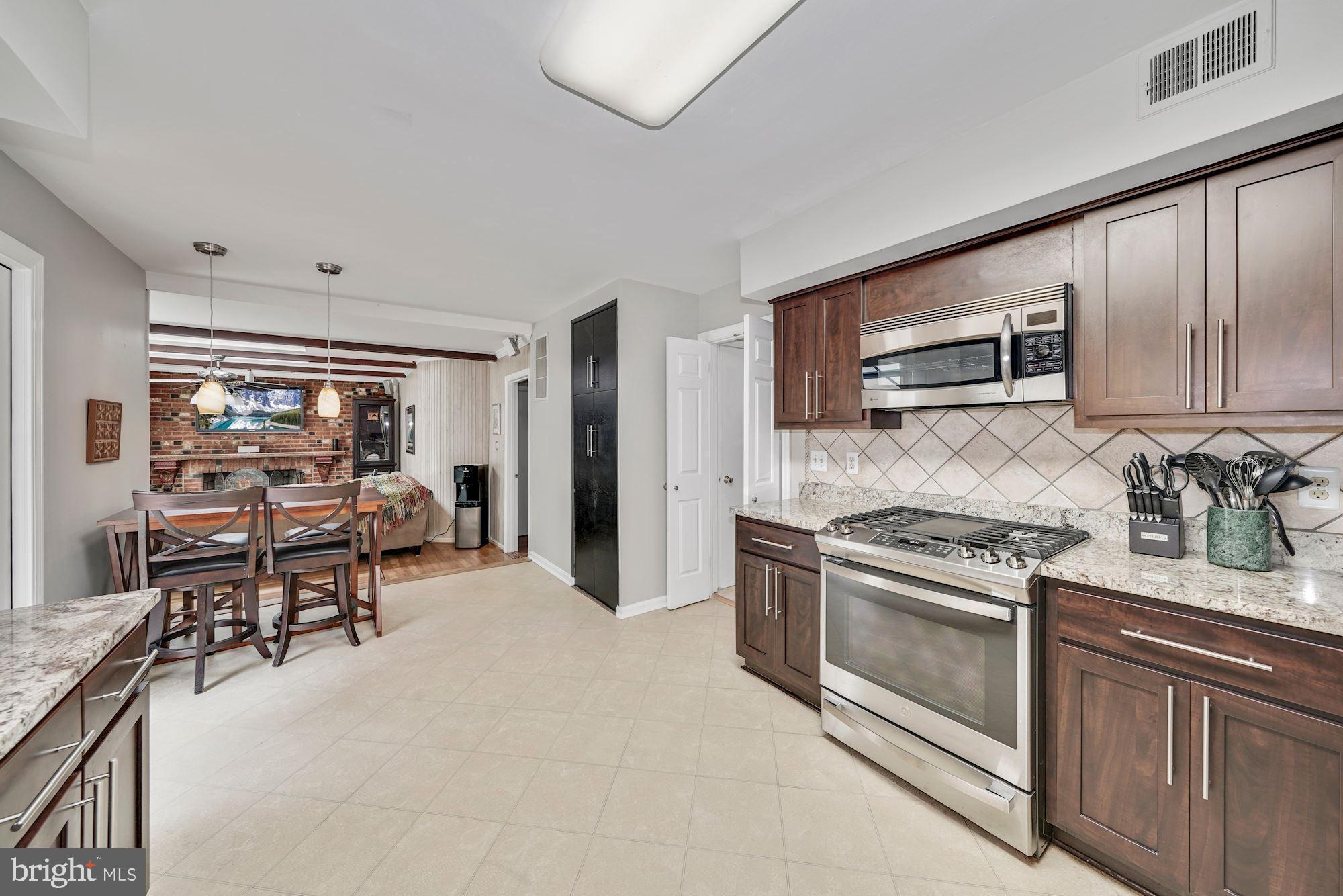 309 Summit Hall Road Gaithersburg, MD 20877 - Photo 10 of 36