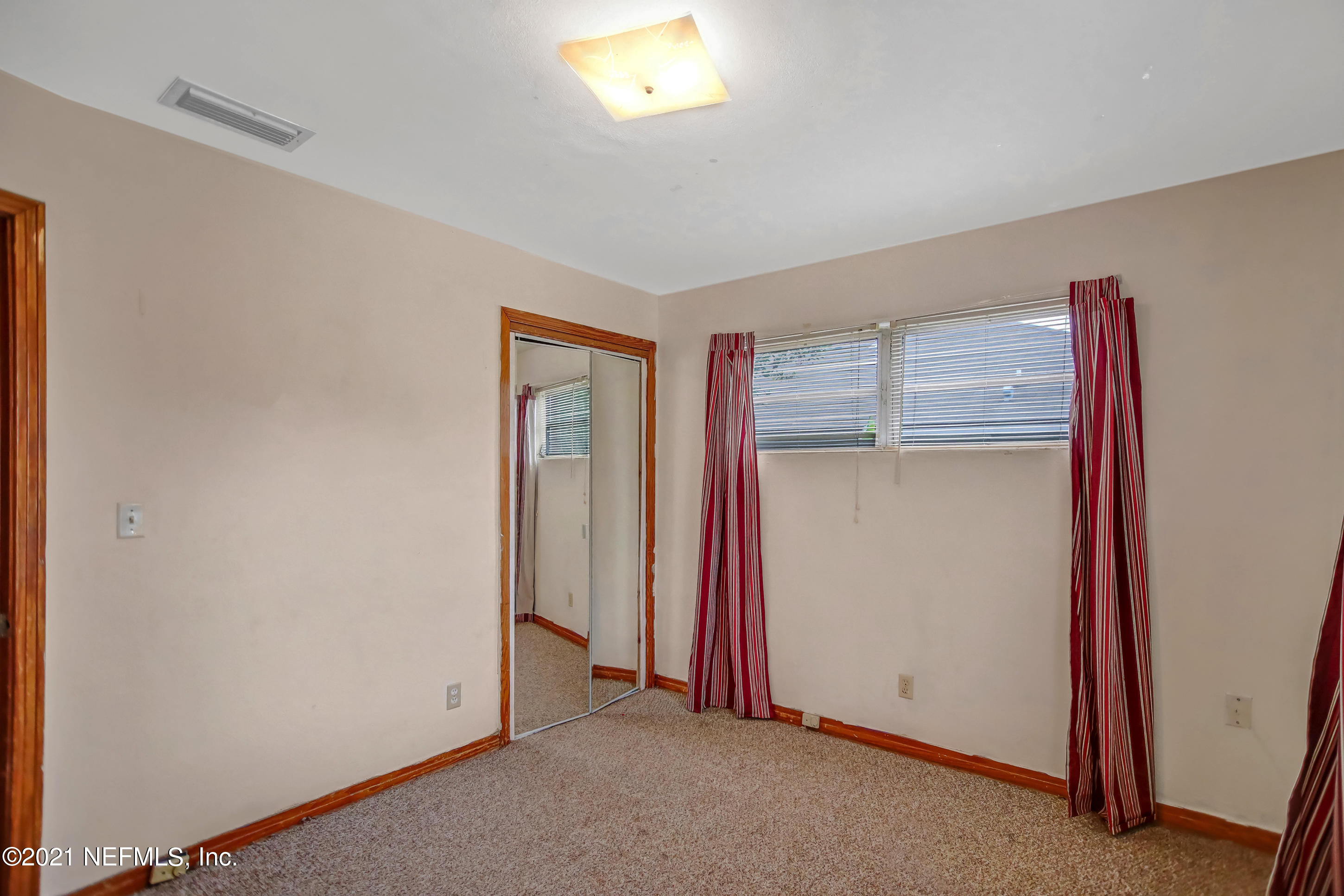 2655 Lorna Road Jacksonville, FL 32211 - Photo 16 of 33 5J4A7090_1_2