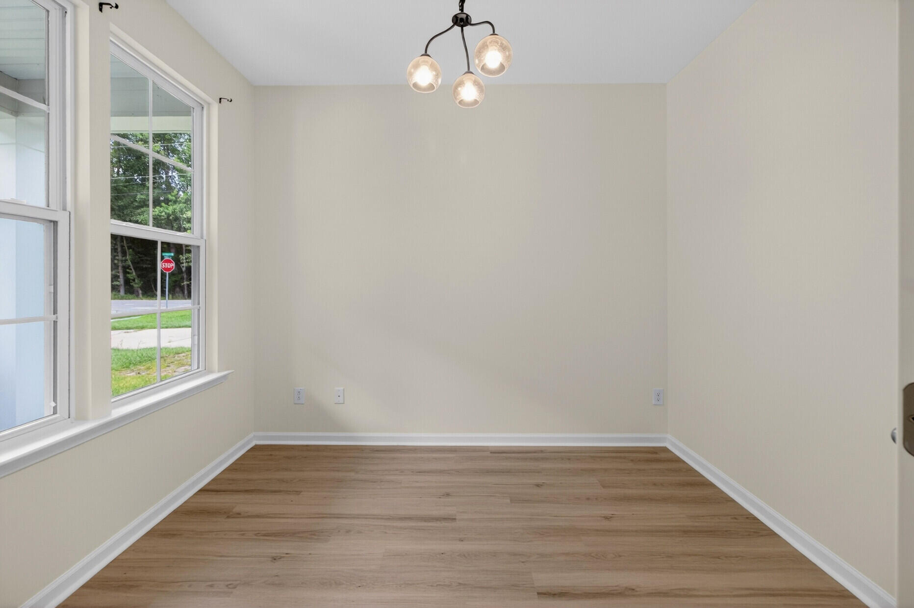 103 Caleb Court Ladson, SC 29456 - Photo 5 of 42