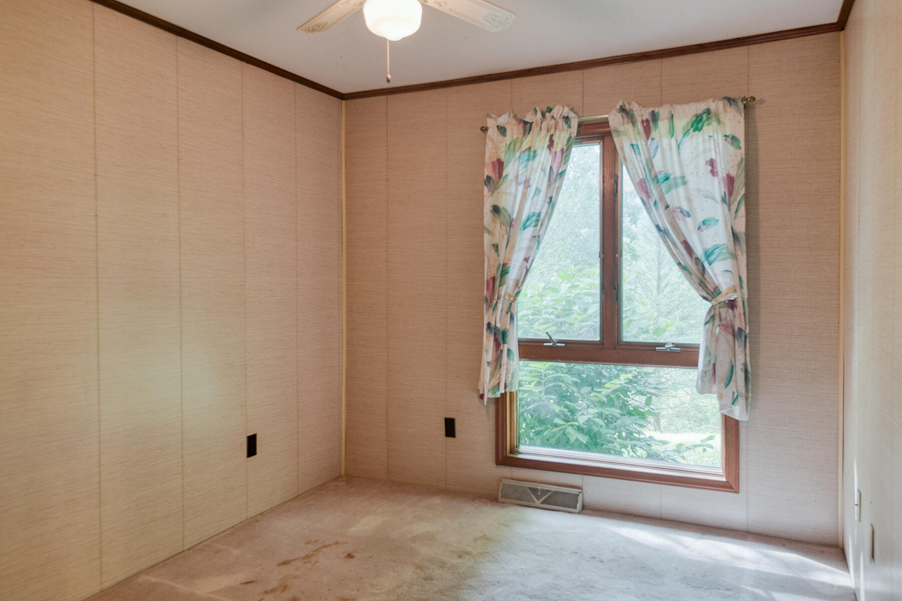 2155 Marbleton Road Unicoi, TN 37692 - Photo 16 of 48 Marbleton 16
