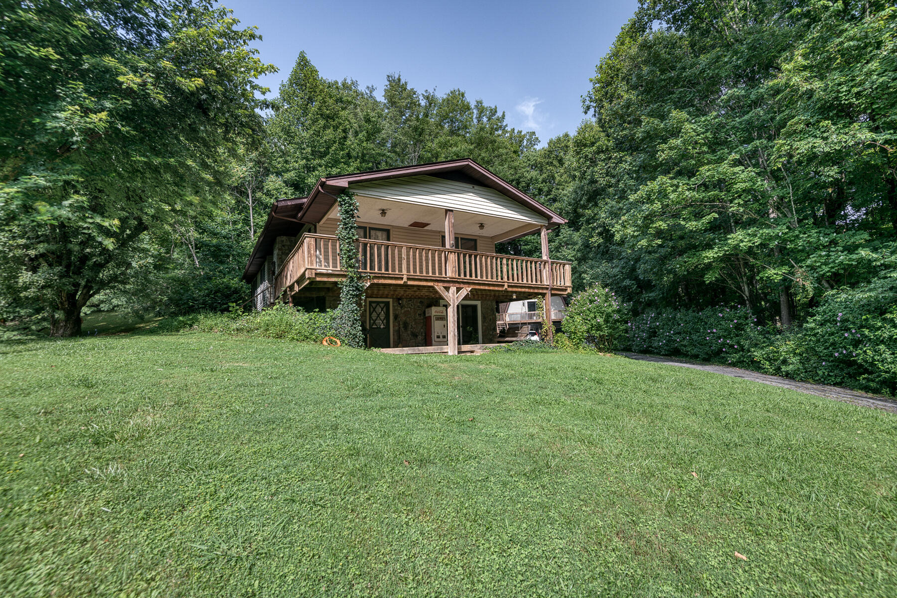 2155 Marbleton Road Unicoi, TN 37692 - Photo 42 of 48 Marbleton 42