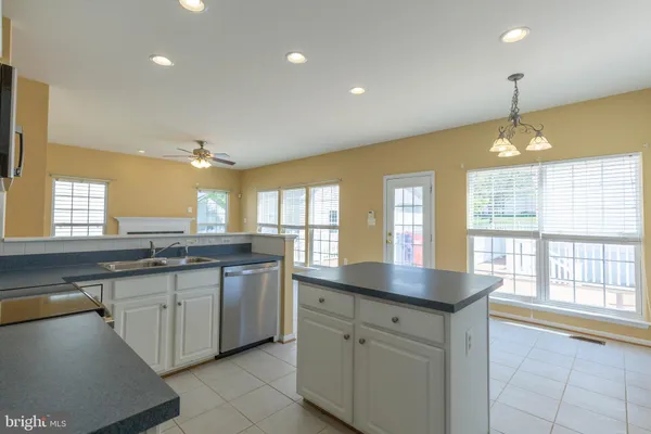 $2,750 | 341 Bullskin Street, Charles Town, WV 25414