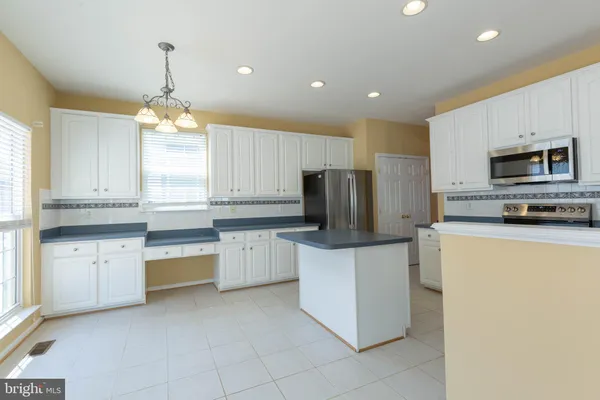 $2,750 | 341 Bullskin Street, Charles Town, WV 25414