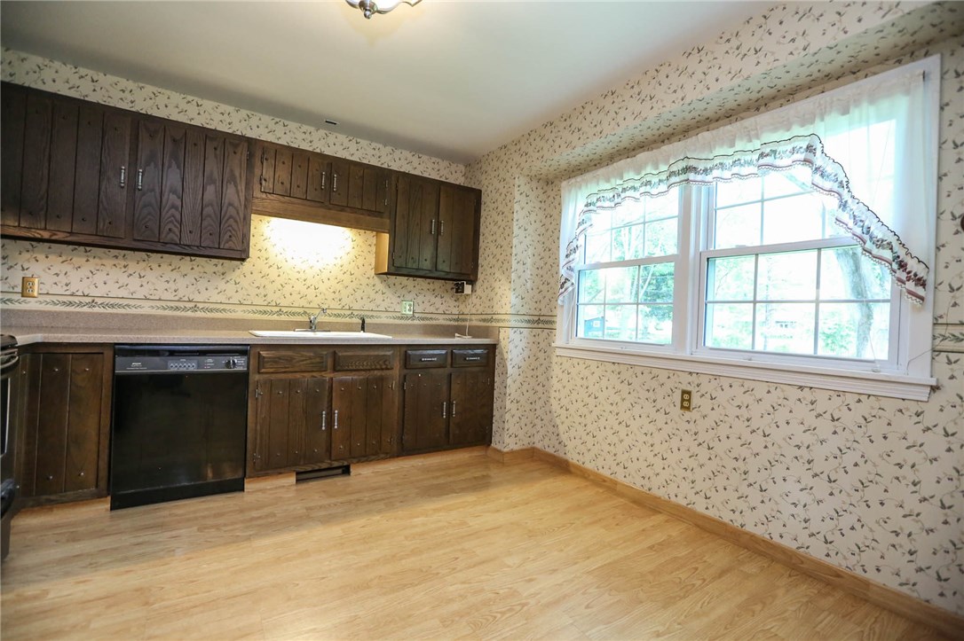 11 Crossfield Road Perinton, NY 14450 - Photo 12 of 29