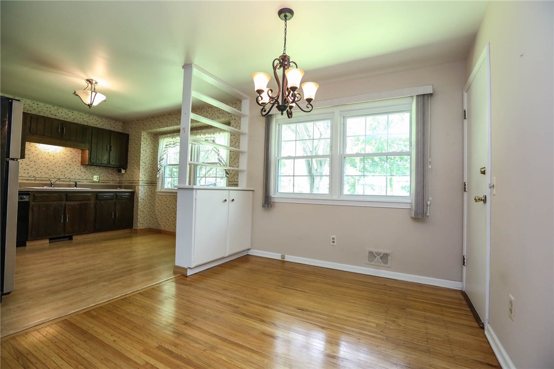 11 Crossfield Road Perinton, NY 14450 - Photo 7 of 29