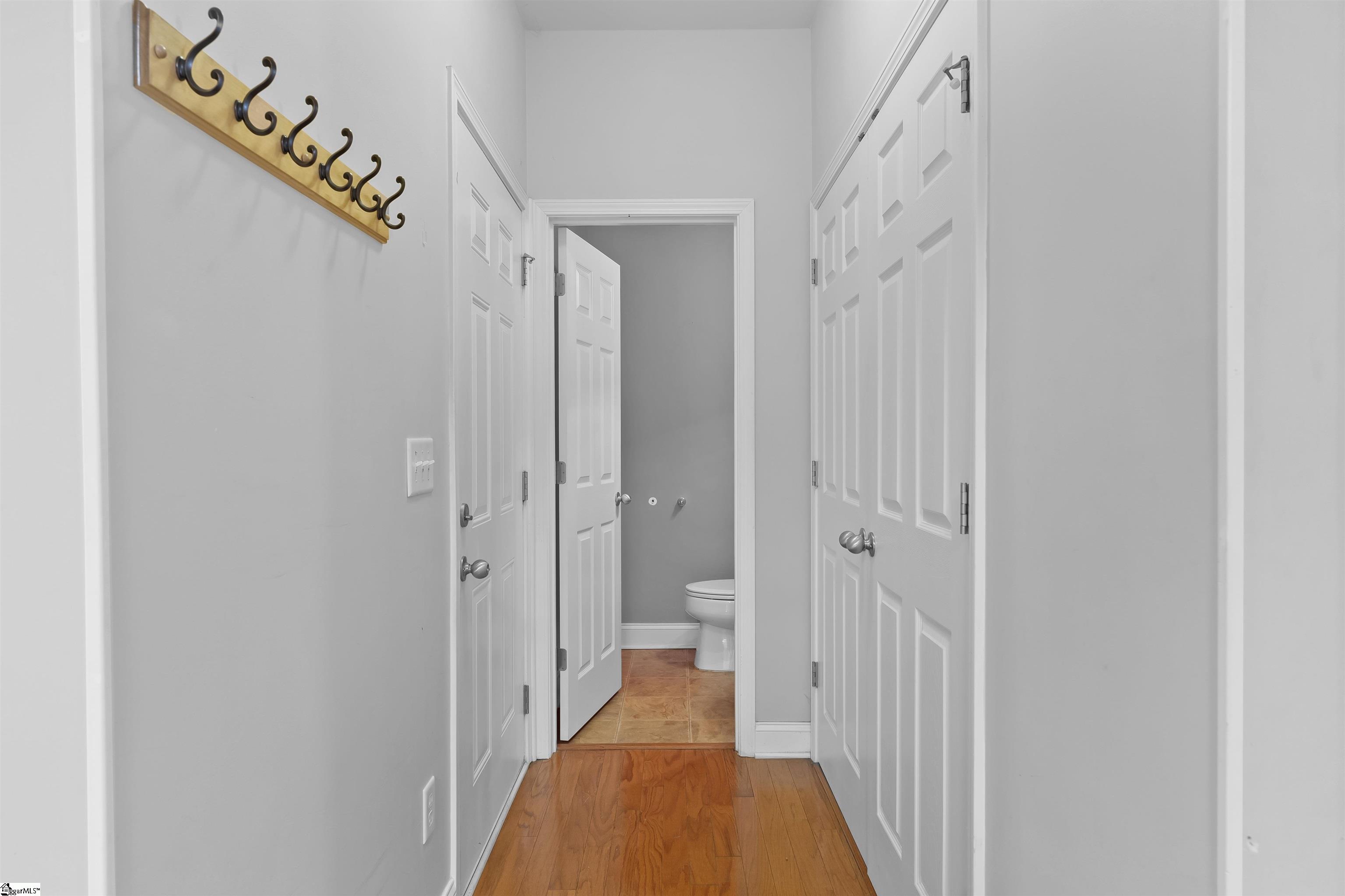 157 Trailside Lane Greenville, SC 29607 - Photo 8 of 33