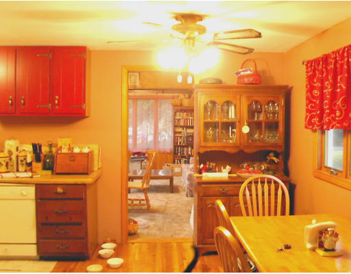 20 George Road Peabody, MA 01960 - Photo 2 of 10 Gallery Image 2